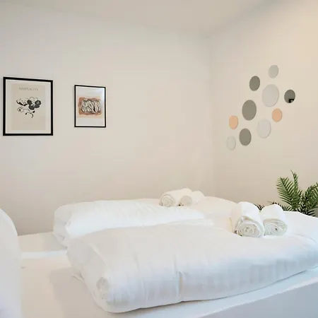 Moderne Apartments Mit Highspeed-Wlan Und Gratis-Tiefgarage Ihr Perfekter Rueckzugsort Nahe Dem Zentrum Und Der Therme I Barrierearm Bad Kissingen Zewnętrze zdjęcie