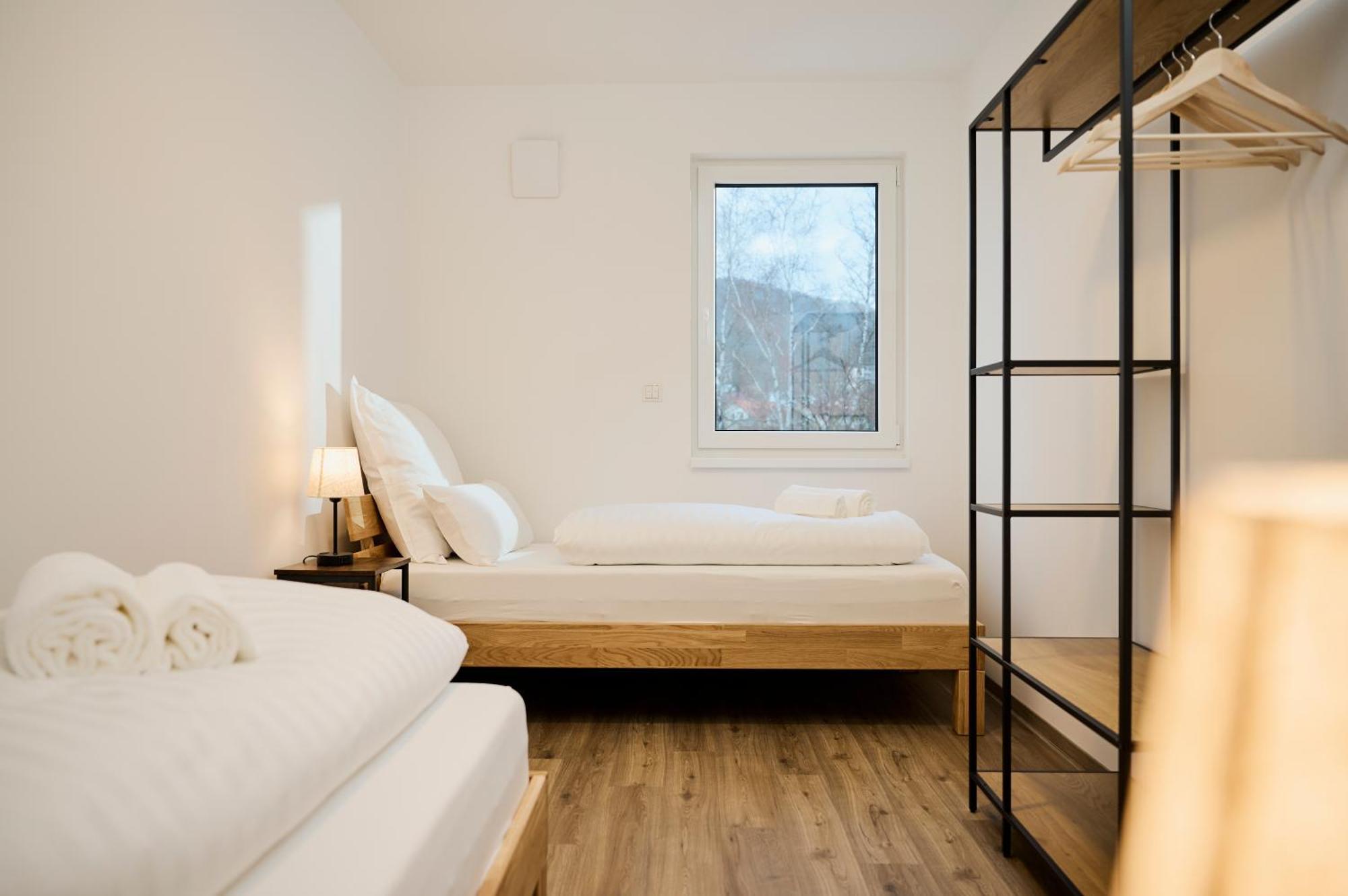 Moderne Mit Highspeed-wlan Und Gratis-tiefgarage Ihr Perfekter Rueckzugsort Nahe Dem Zentrum Und Der Therme I Barrierearm Apartment