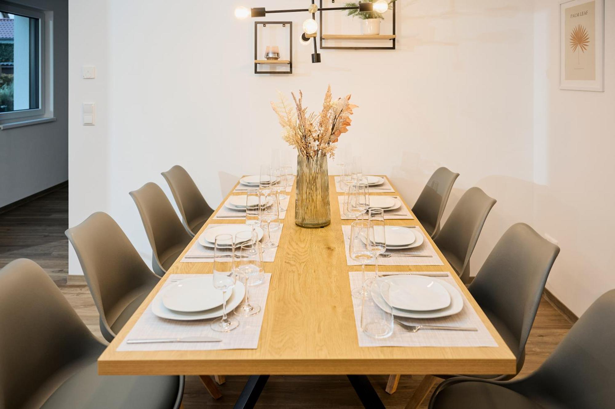 Apartment Moderne Mit Highspeed-wlan Und Gratis-tiefgarage Ihr Perfekter Rueckzugsort Nahe Dem Zentrum Und Der Therme I Barrierearm *